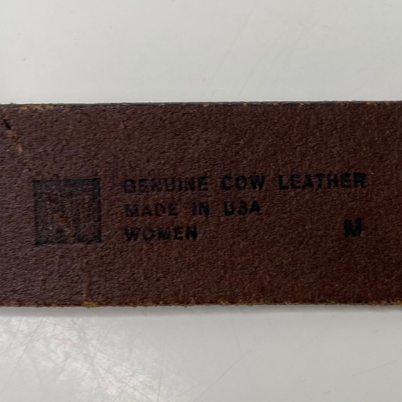 Womens Brown Genuine Leather Embossed Western Belt Silver Oval Buckle M USA - Picture 3 of 10